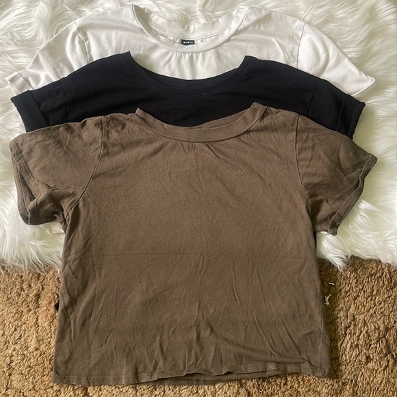 SHEIN Tops - Crop top bundle of 3 T-shirts